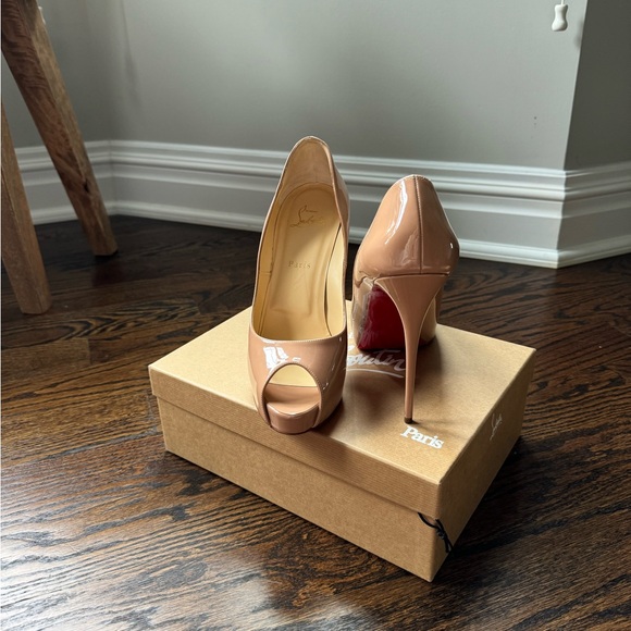 Christian Louboutin “Prive” open toe pump - Picture 5 of 5